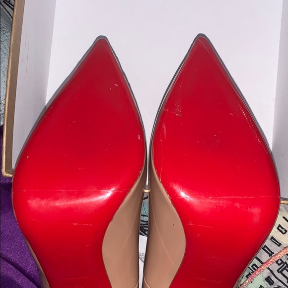 Christian Louboutin so Kate in nude - Picture 6 of 7